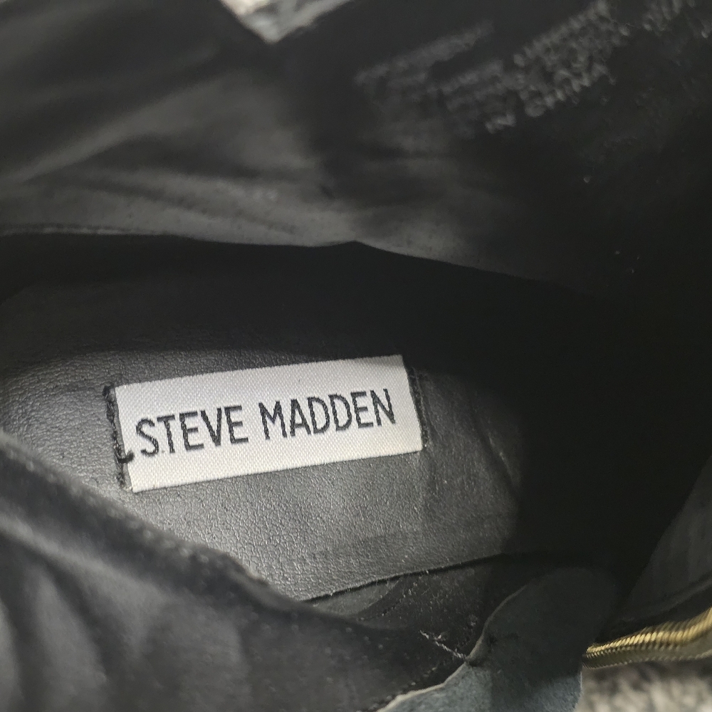 Steve Madden Genuine Leather Boots with Gold Buckle Detail And Side Zipper - Picture 11 of 13